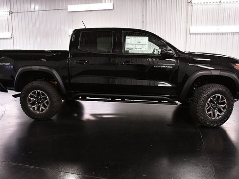 New 2026 Chevrolet Colorado ZR2 image 8