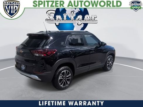 New 2026 Chevrolet TrailBlazer LT w/ Convenience Package FWD image 8