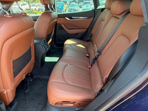 Used 2019 Maserati Levante AWD/4WD image 13
