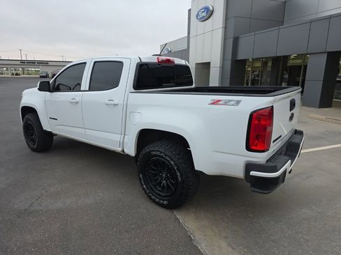 Used 2018 Chevrolet Colorado Z71 AWD/4WD image 3