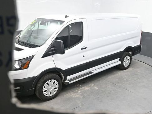 Used 2025 Ford Transit 250 Low Roof w/ Exterior Upgrade Package RWD image 32