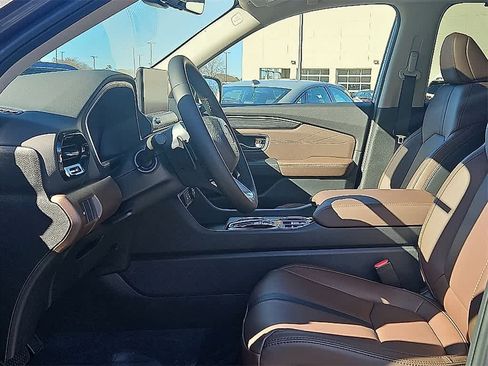 New 2026 Honda Pilot Touring image 10