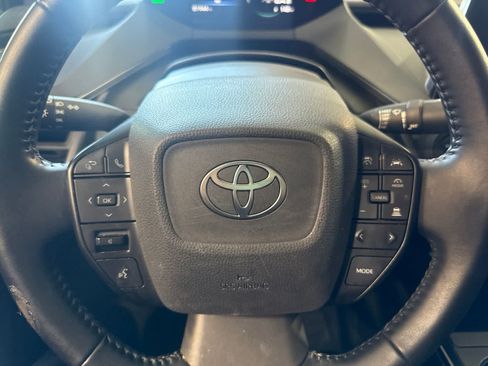 Used 2023 Toyota Prius LE FWD image 21