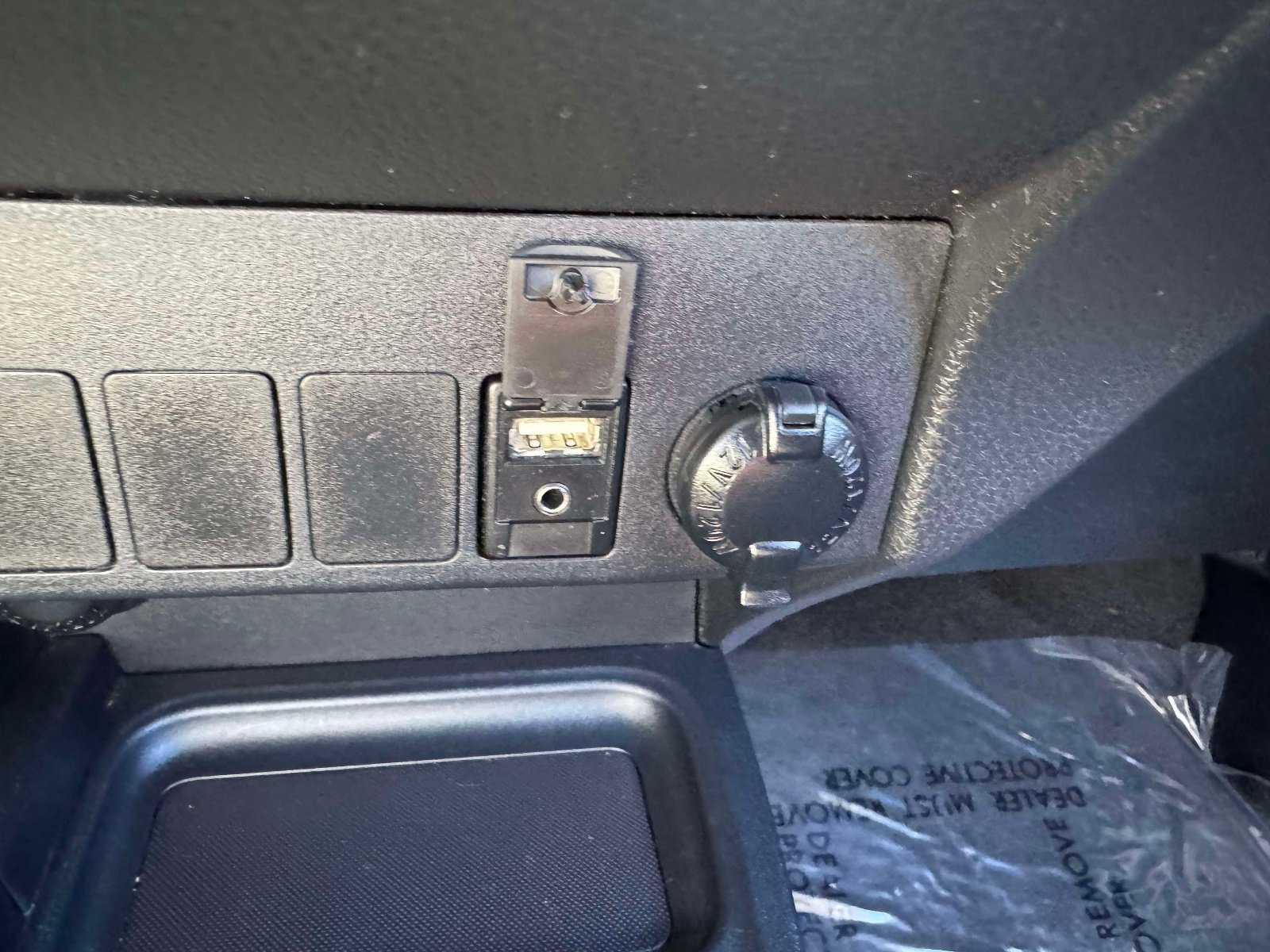 Used 2016 Toyota RAV4 XLE w/ Convenience Package AWD/4WD image 39