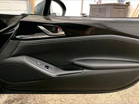 Used 2023 MAZDA MX-5 Miata Grand Touring RWD image 23