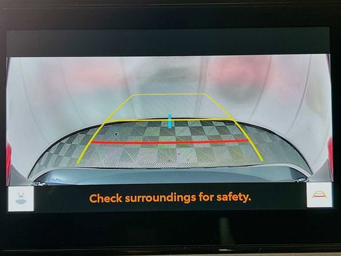 New 2026 Toyota Camry Hybrid image 10