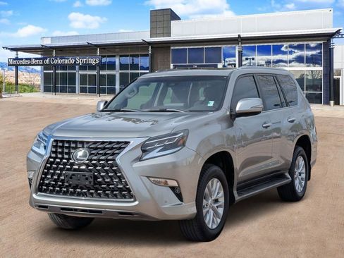 Used 2023 Lexus GX 460 Premium w/ Premium Plus Package image 3
