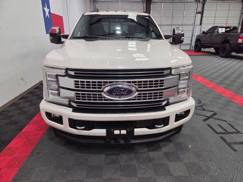 Used 2019 Ford F350 Platinum w/ Platinum Ultimate Package image 6