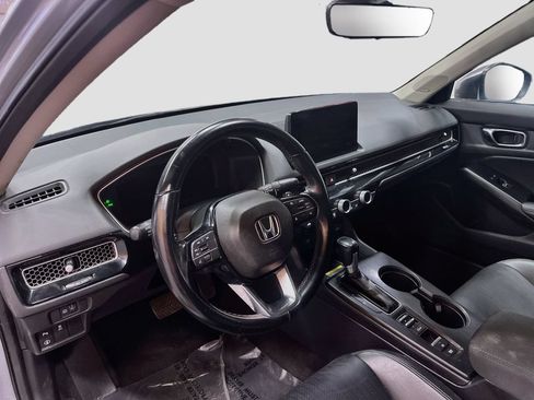 Used 2022 Honda Civic Touring image 9