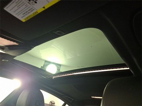 Certified 2023 BMW 530i xDrive image 16