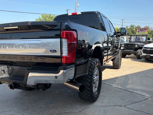 Used 2018 Ford F250 King Ranch w/ King Ranch Ultimate Package AWD/4WD image 3