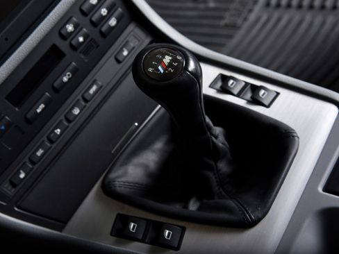 Used 2004 BMW M3 Coupe image 6