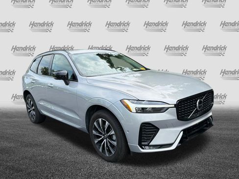 Used 2025 Volvo XC60 B5 Plus AWD/4WD image 2