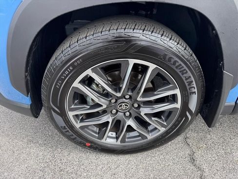 Used 2026 Toyota Corolla Cross XLE w/ Black Badges Package (TMS) image 13