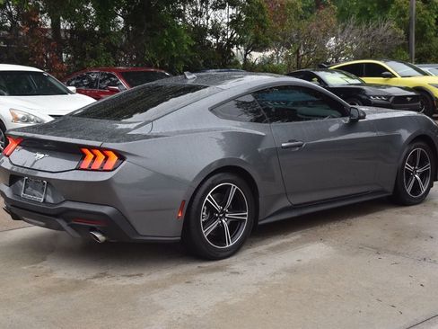 Certified 2024 Ford Mustang Coupe RWD image 7