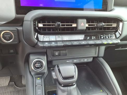 Used 2026 Toyota Land Cruiser w/ Premium Package AWD/4WD image 20