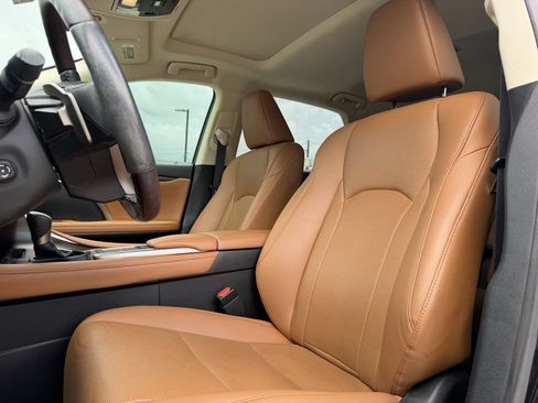 Used 2022 Lexus RX 350 FWD w/ Premium Package image 9