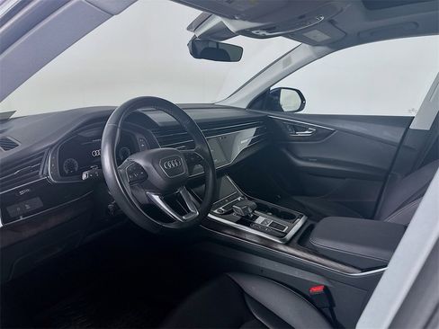 Used 2021 Audi Q8 Premium Plus w/ Premium Plus Package image 29