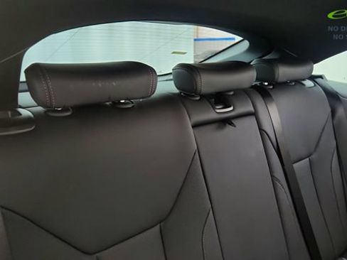 Used 2023 BMW i4 eDrive35 RWD image 27