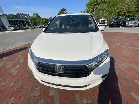 Certified 2023 Honda Odyssey EX-L image 2