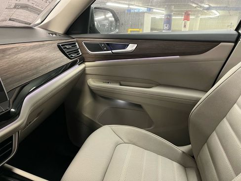 New 2026 Volkswagen Atlas SEL AWD/4WD image 33