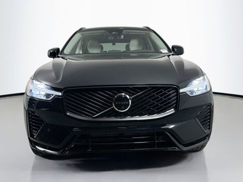 New 2026 Volvo XC60 T8 Ultra w/ Protection Package Premier AWD/4WD image 2