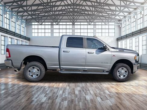 Used 2022 RAM 2500 Big Horn AWD/4WD image 2