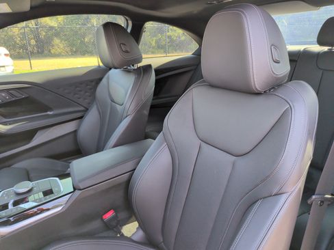 Used 2024 BMW 230i Coupe w/ Premium Package RWD image 22