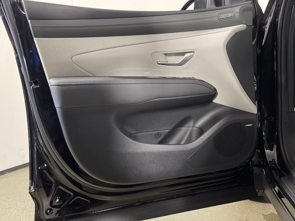 New 2026 Hyundai Tucson Limited FWD image 19