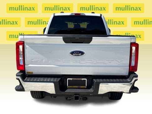 Certified 2025 Ford F250 XLT AWD/4WD image 6