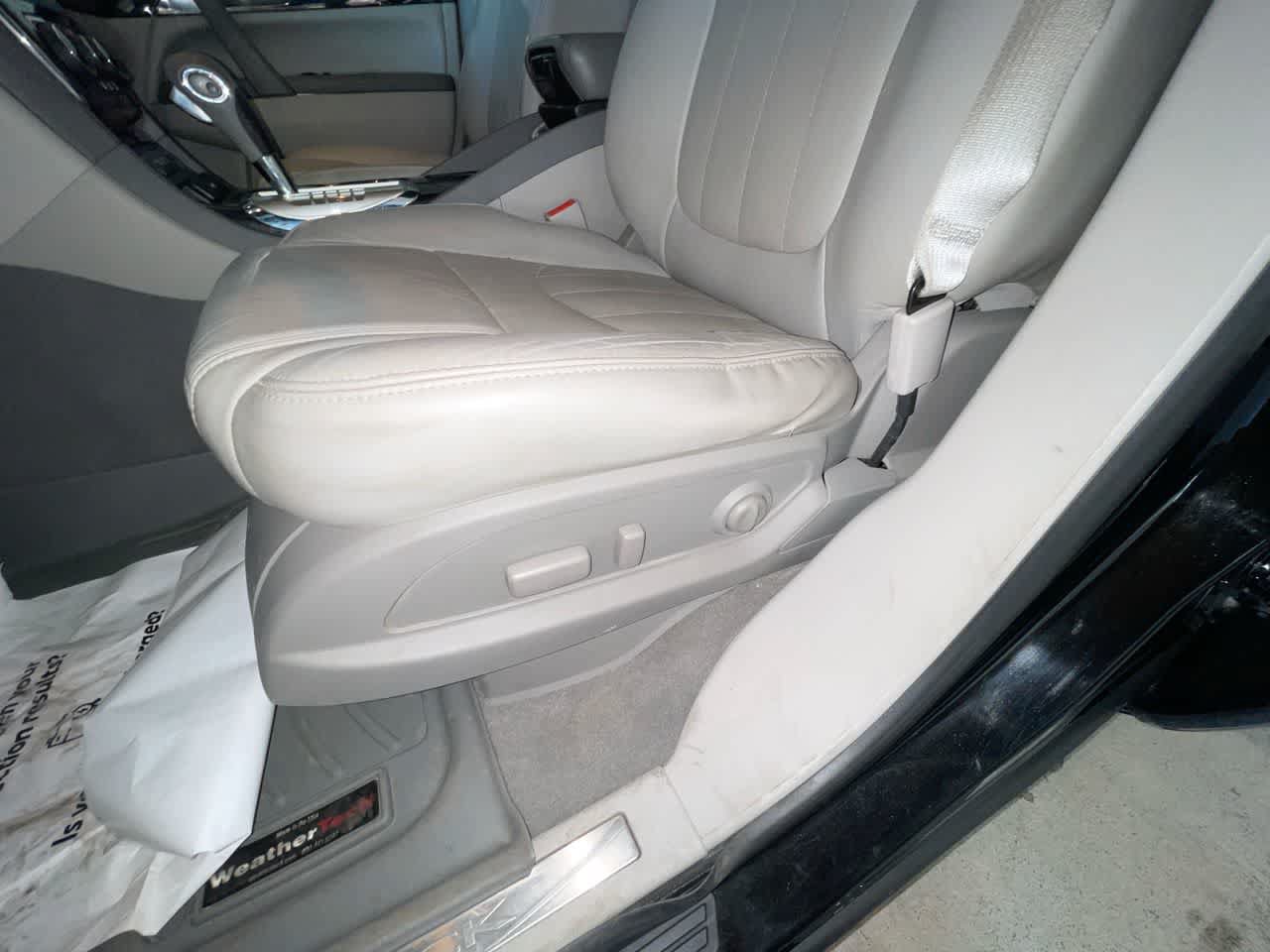 Used 2016 Buick Enclave Leather w/ Trailering Package AWD/4WD image 12