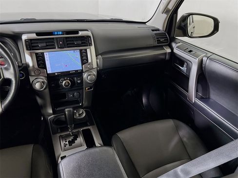 Certified 2024 Toyota 4Runner SR5 Premium image 22