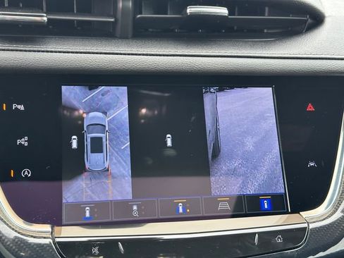Used 2024 Cadillac XT6 Sport w/ Technology Package image 35