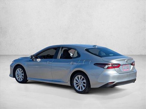 Used 2024 Toyota Camry LE image 8