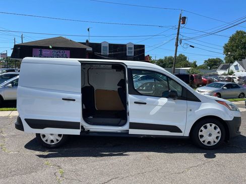 Used 2020 Ford Transit Connect XL FWD image 17