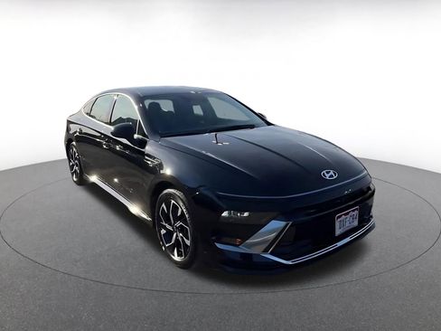 Used 2025 Hyundai Sonata SEL image 3