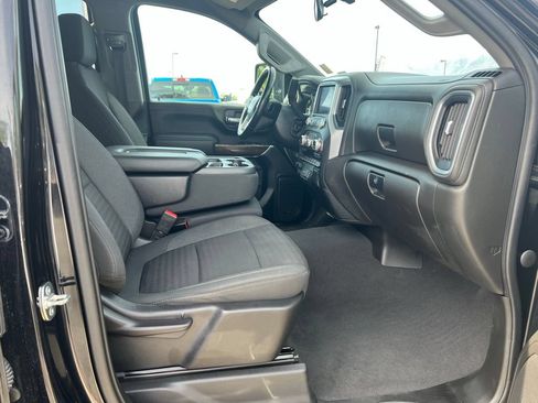 Used 2023 GMC Sierra 3500 SLE w/ X31 Off-Road Package AWD/4WD image 19