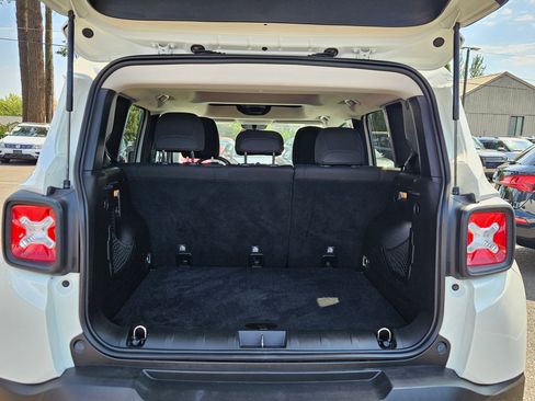 Used 2017 Jeep Renegade Sport w/ Power & Air Group image 26