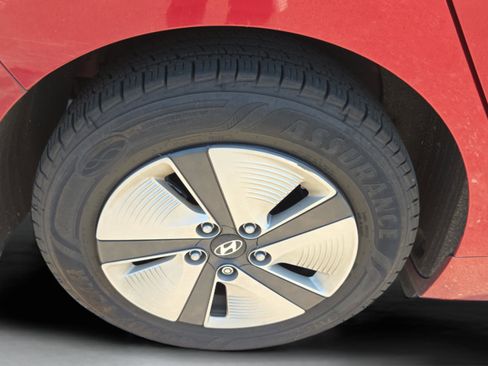 Used 2021 Hyundai Ioniq Blue image 17