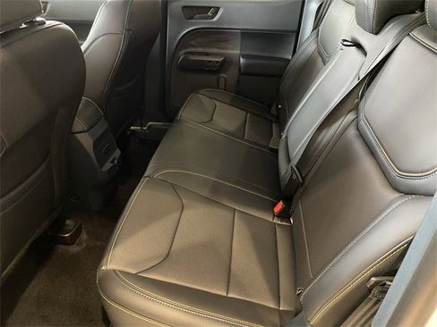 New 2025 Ford Maverick Lobo image 37