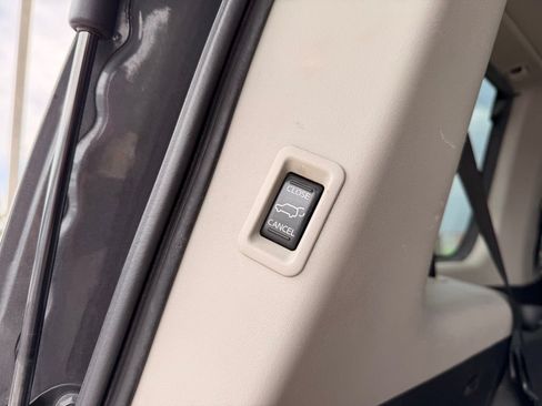 Used 2012 Nissan Armada Platinum AWD/4WD image 34