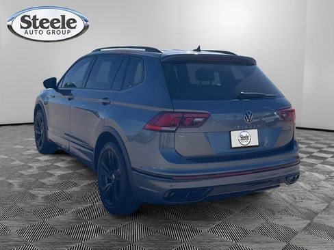 New 2024 Volkswagen Tiguan SE R-Line image 3