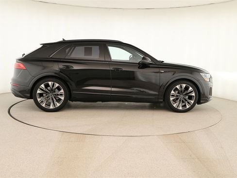 Certified 2025 Audi Q8 Prestige w/ Prestige Package image 8