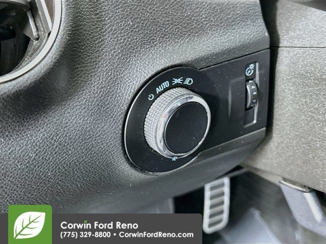 Used 2013 Chevrolet Camaro SS RWD image 13
