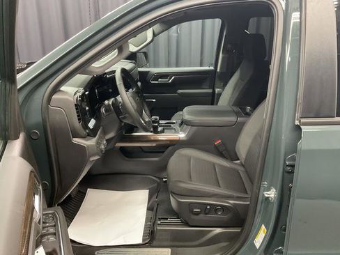 New 2026 Chevrolet Silverado 1500 LT Trail Boss w/ LPO, Dark Essentials Package image 10