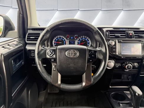 Used 2016 Toyota 4Runner Trail Premium AWD/4WD image 15