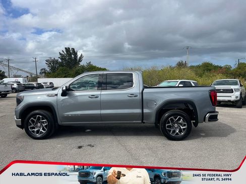 New 2026 GMC Sierra 1500 SLE image 4