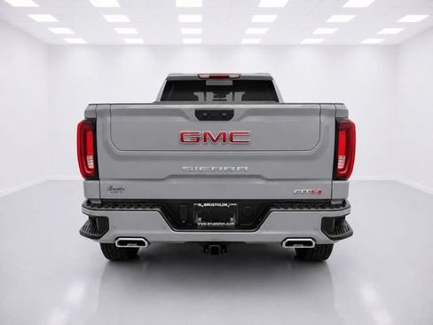 Used 2025 GMC Sierra 1500 AT4 w/ AT4 Preferred Package AWD/4WD image 9