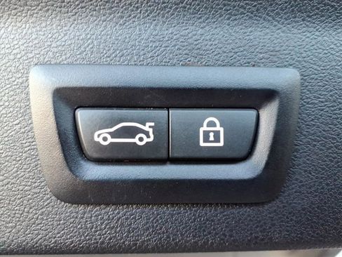 Used 2018 BMW X3 xDrive30i image 10