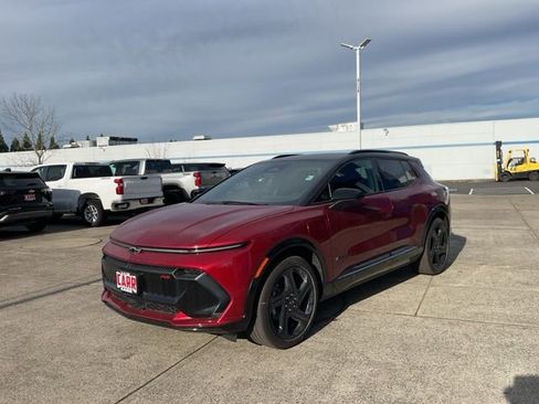 New 2026 Chevrolet Equinox EV RS image 3